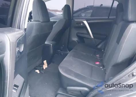 2015 Toyota Rav4 Xle z USA, uszkodzony, nr VIN JTMWFREV2FJ035188